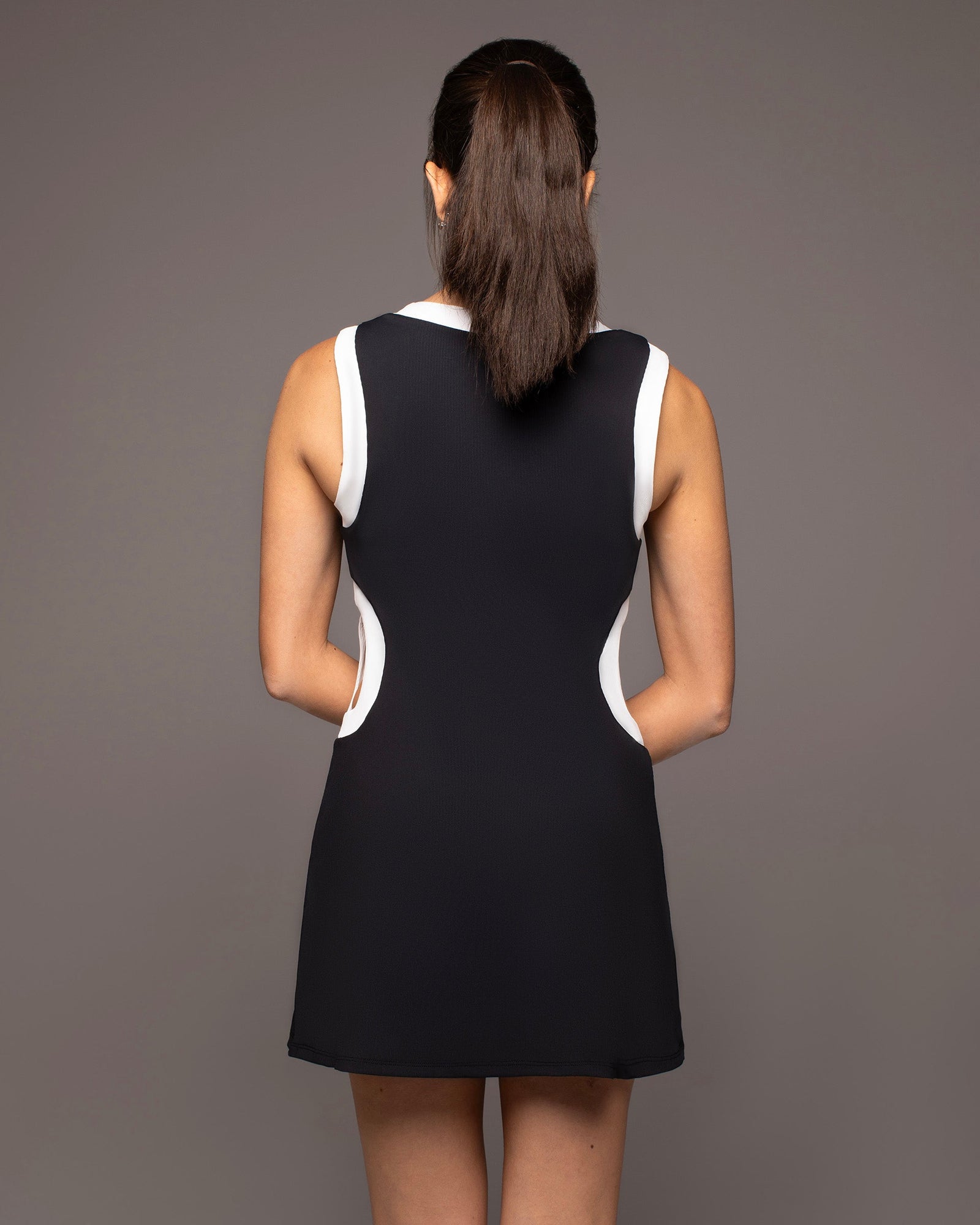 Aperture Dress | Black/White