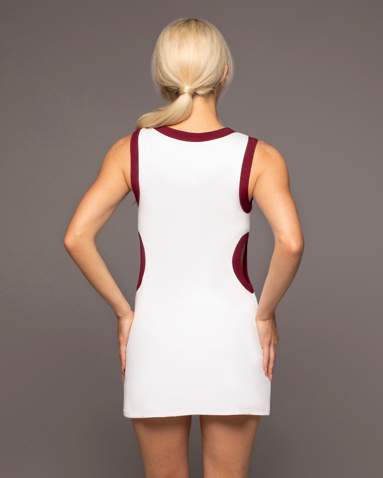 Aperture Dress | White/Earth Red