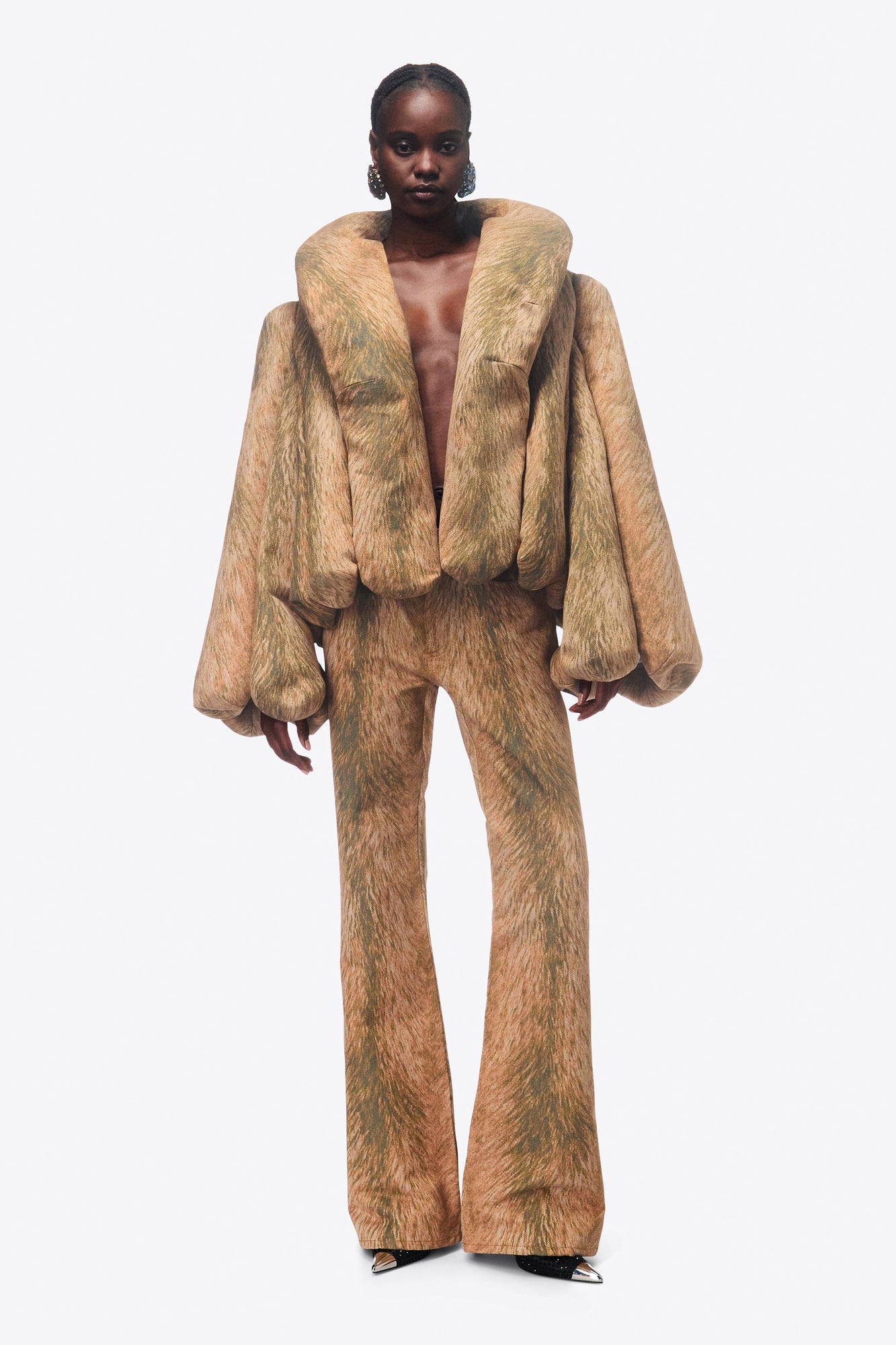 Crystal Button Fur Printed Jeans | Beige Multi