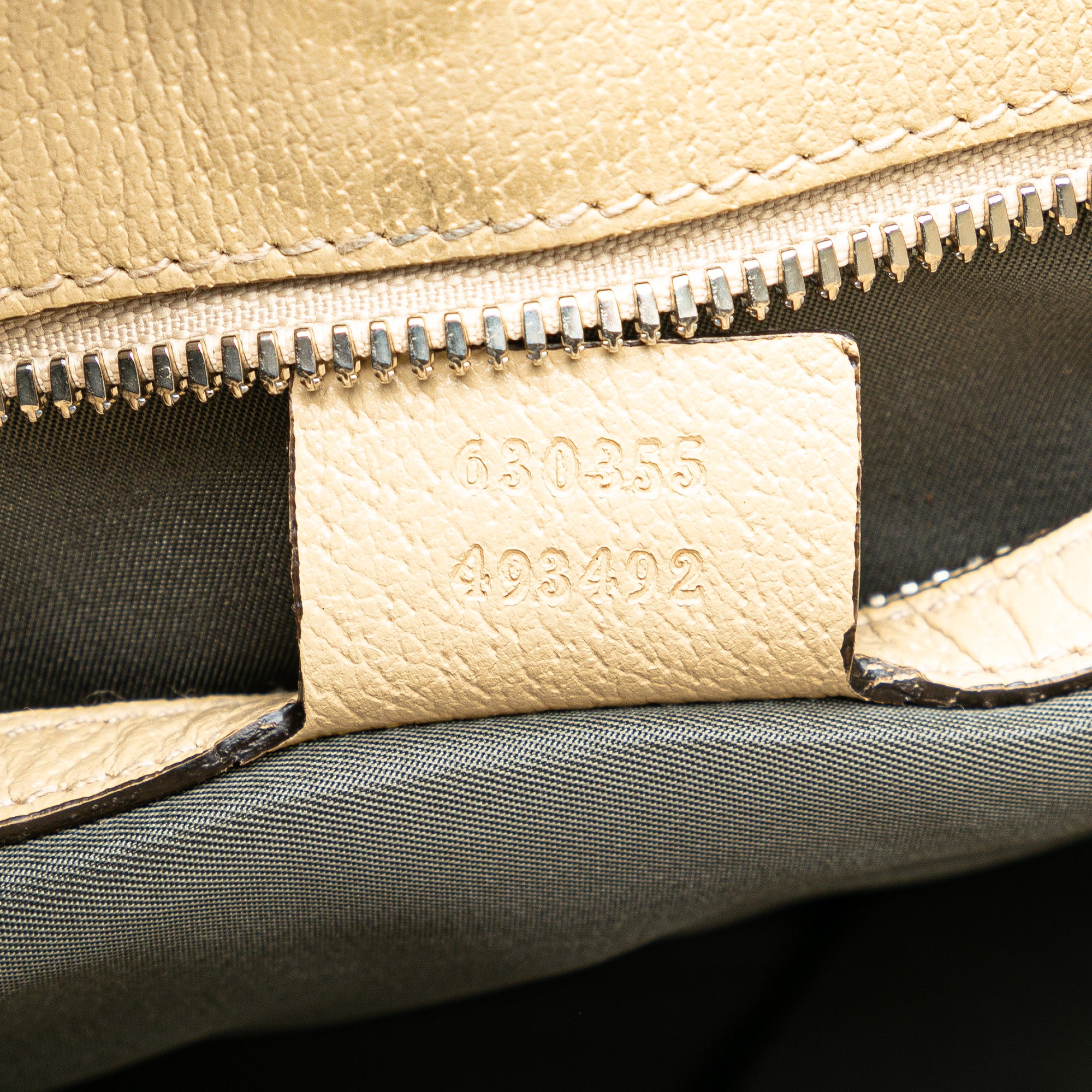 Gucci | Pre-Owned Medium GG Nylon Off the Grid Convertible Tote | Gray/Dark Gray