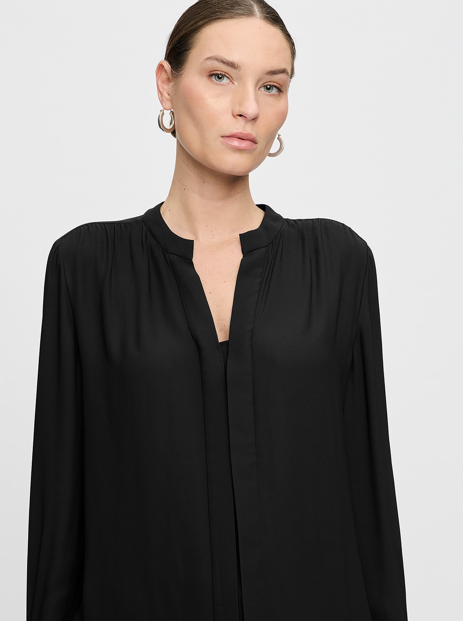 Athena Crewneck Top | Black