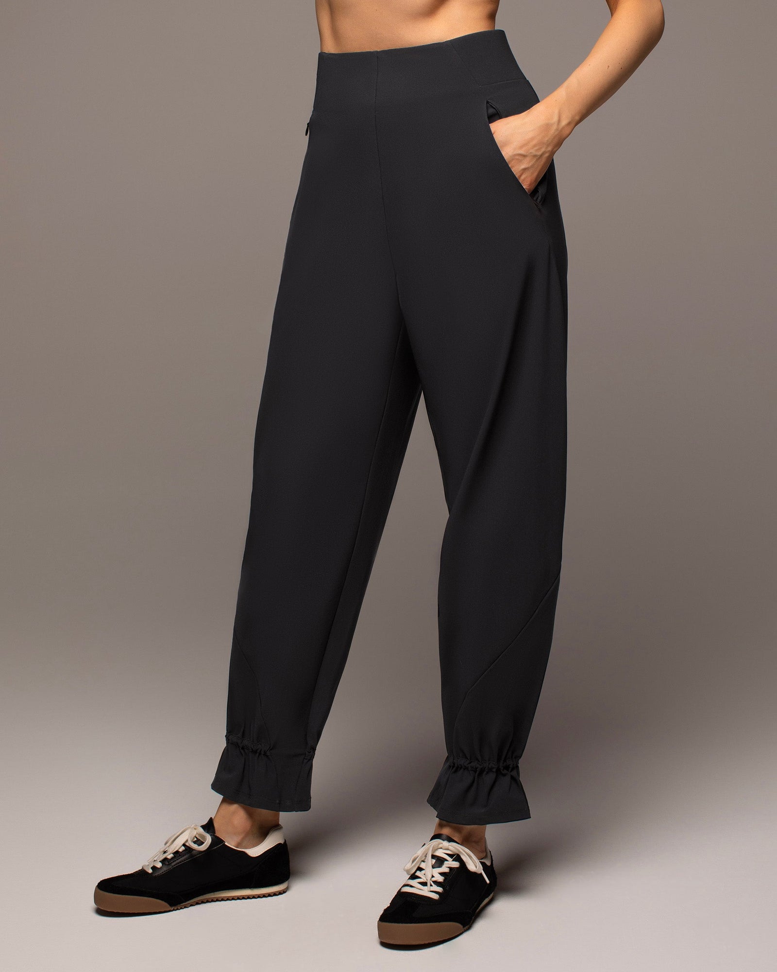 Avant Pant | Black