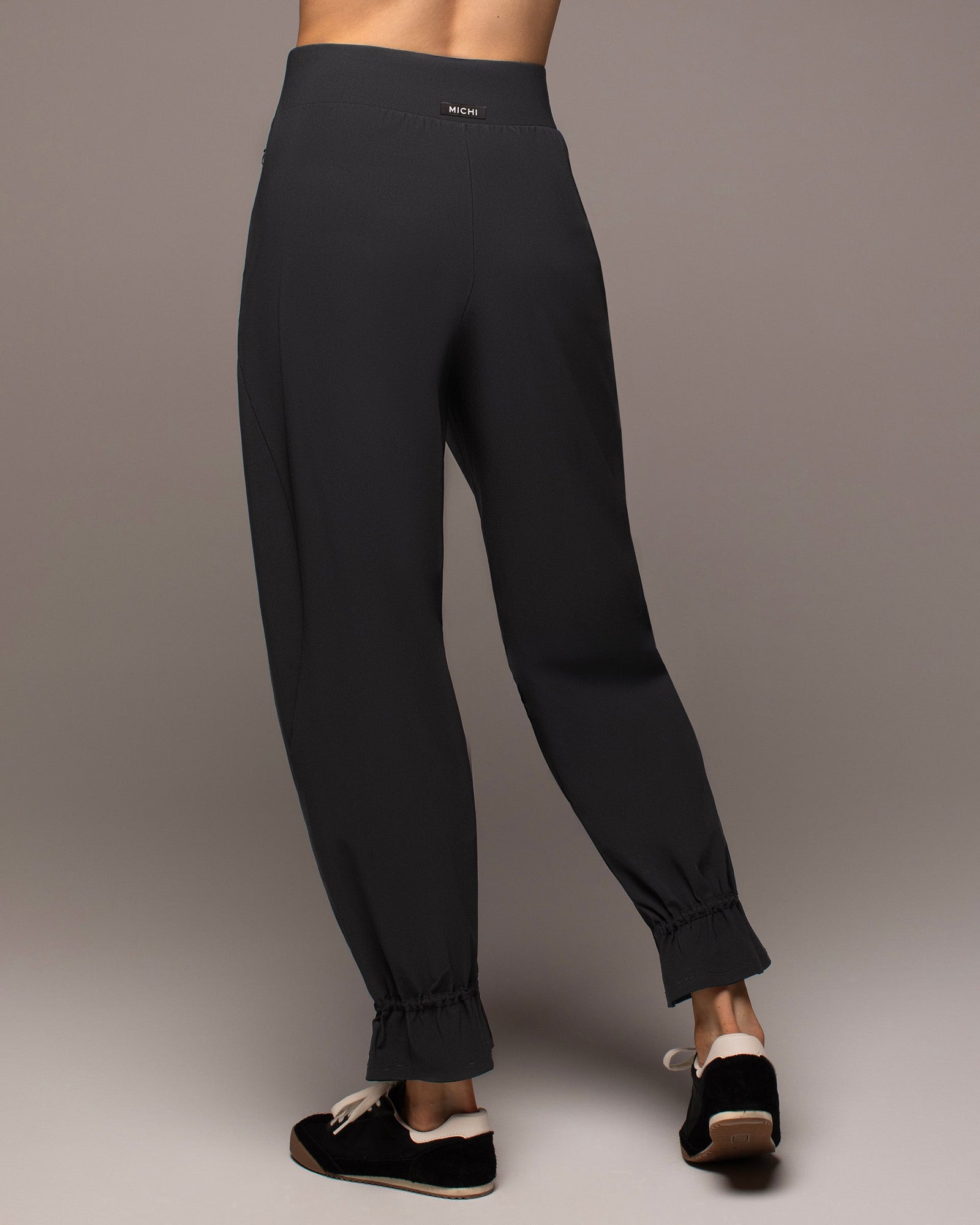 Avant Pant | Black