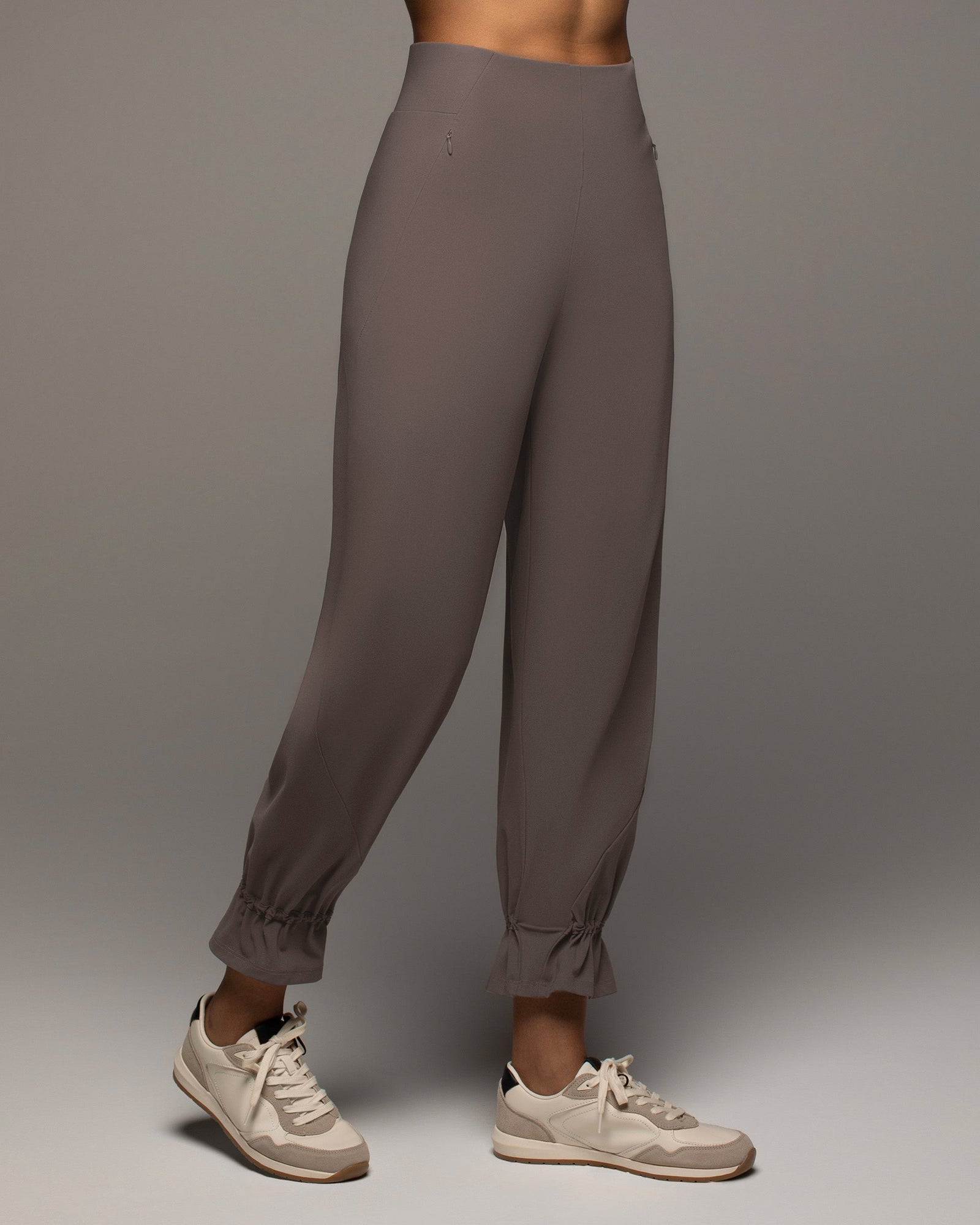 Avant Pant | Deep Taupe