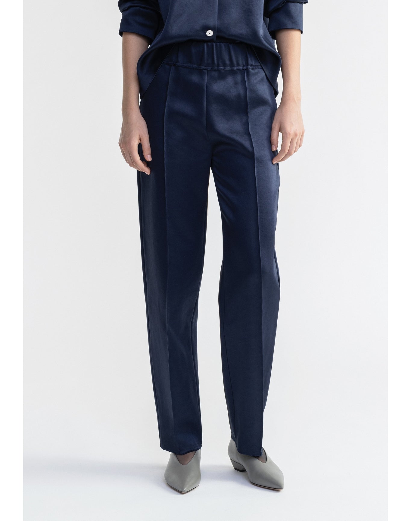 Aura | Heavy Satin Straight Pants | Dark Navy