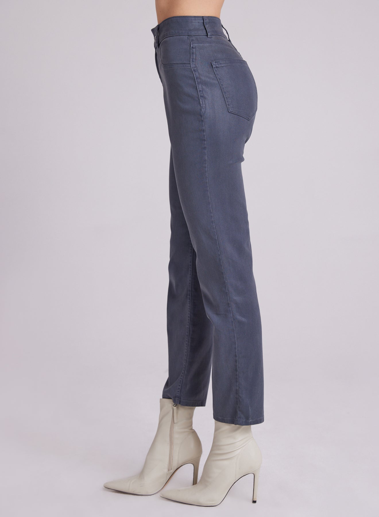 Lennon - Straight Leg Jean - Frosted Blue