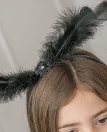 Girl | CocoFeather Black Headband | Beige