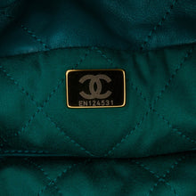 Chanel | Pre-Owned Mini Shiny Calfskin 22 Handbag - II | Green
