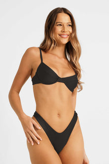 Women | Cheeky V Bottoms | Bermuda Black