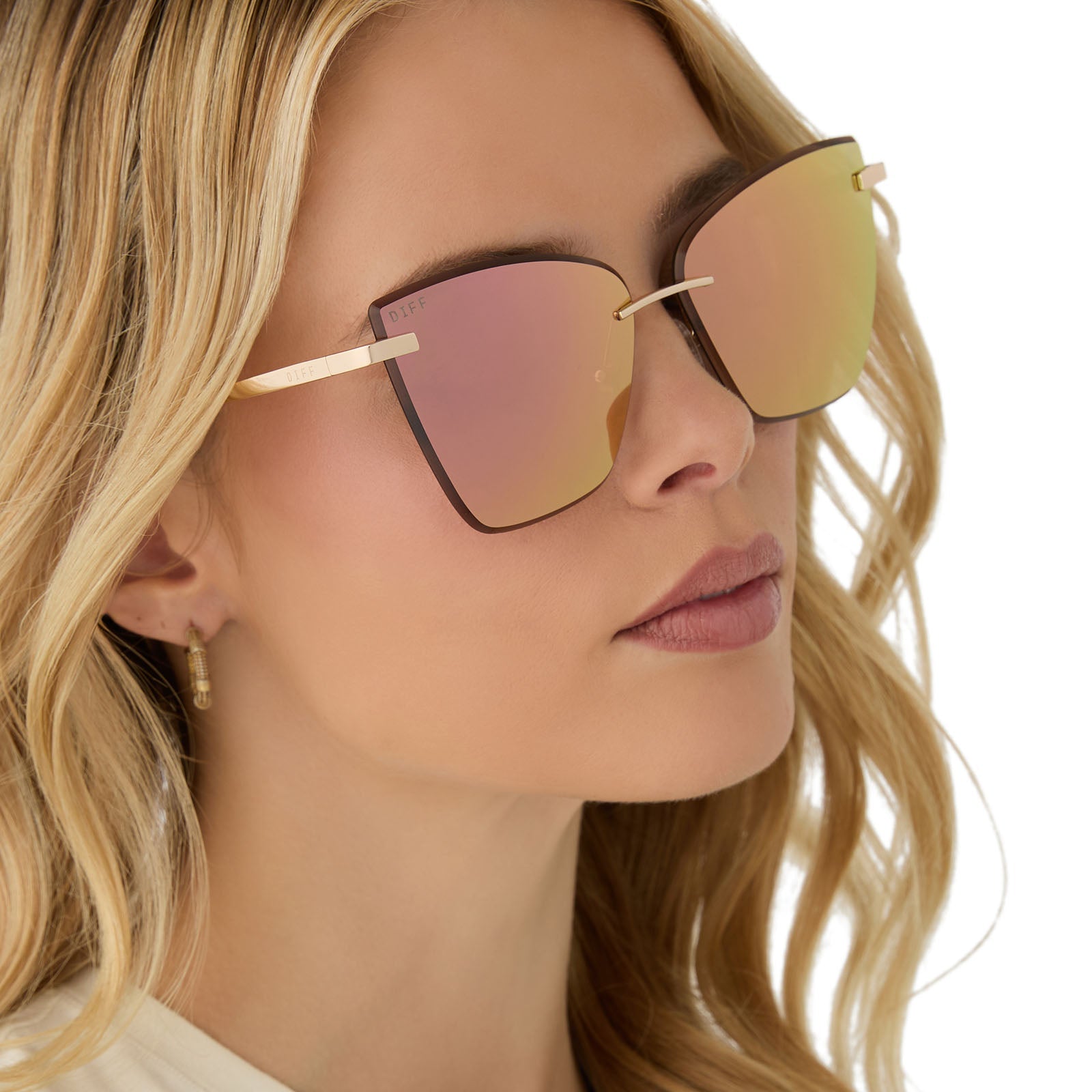 Womens | Becky V Sunglasses | Gold | Peach Lenses