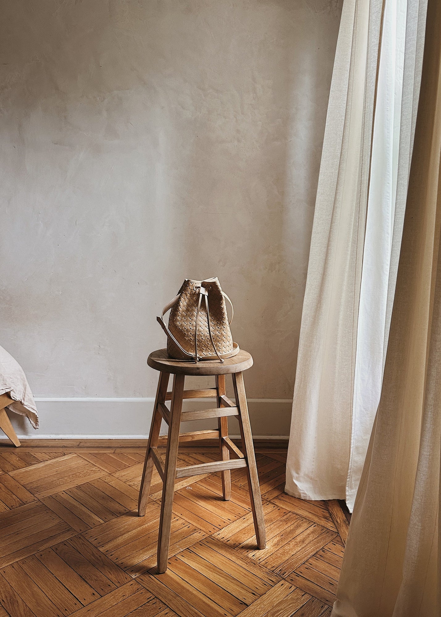 Adele Bucket Bag | Caramel