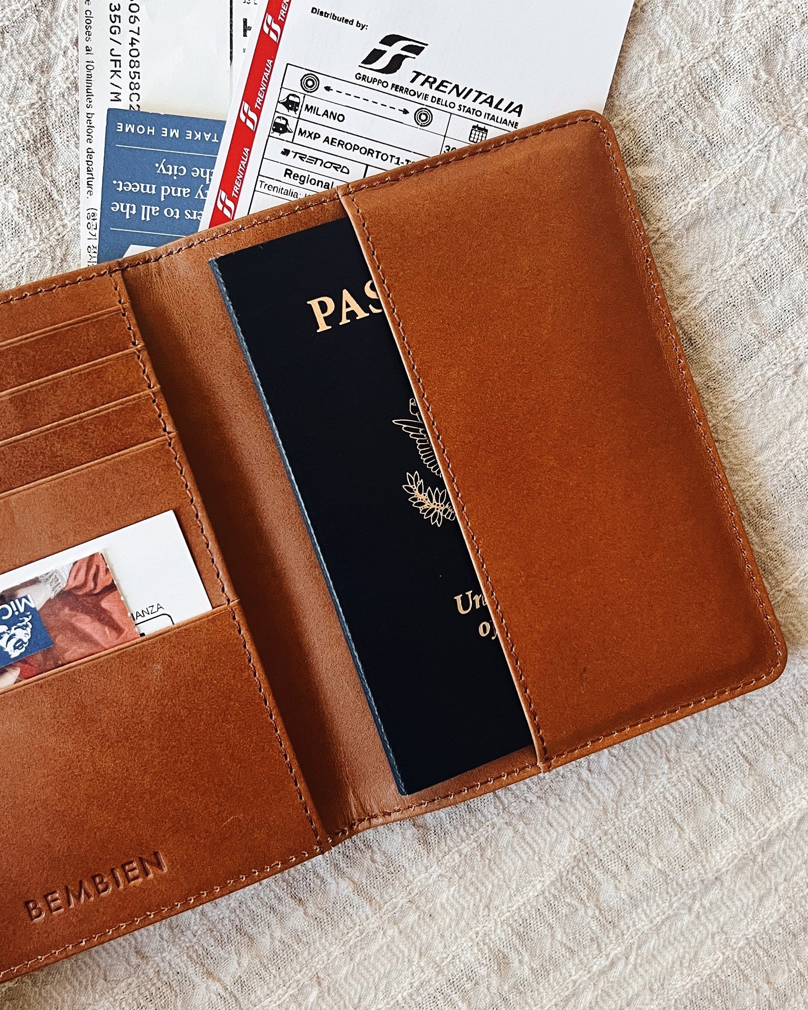 Este Passport Holder - Check | Caramel/Sienna