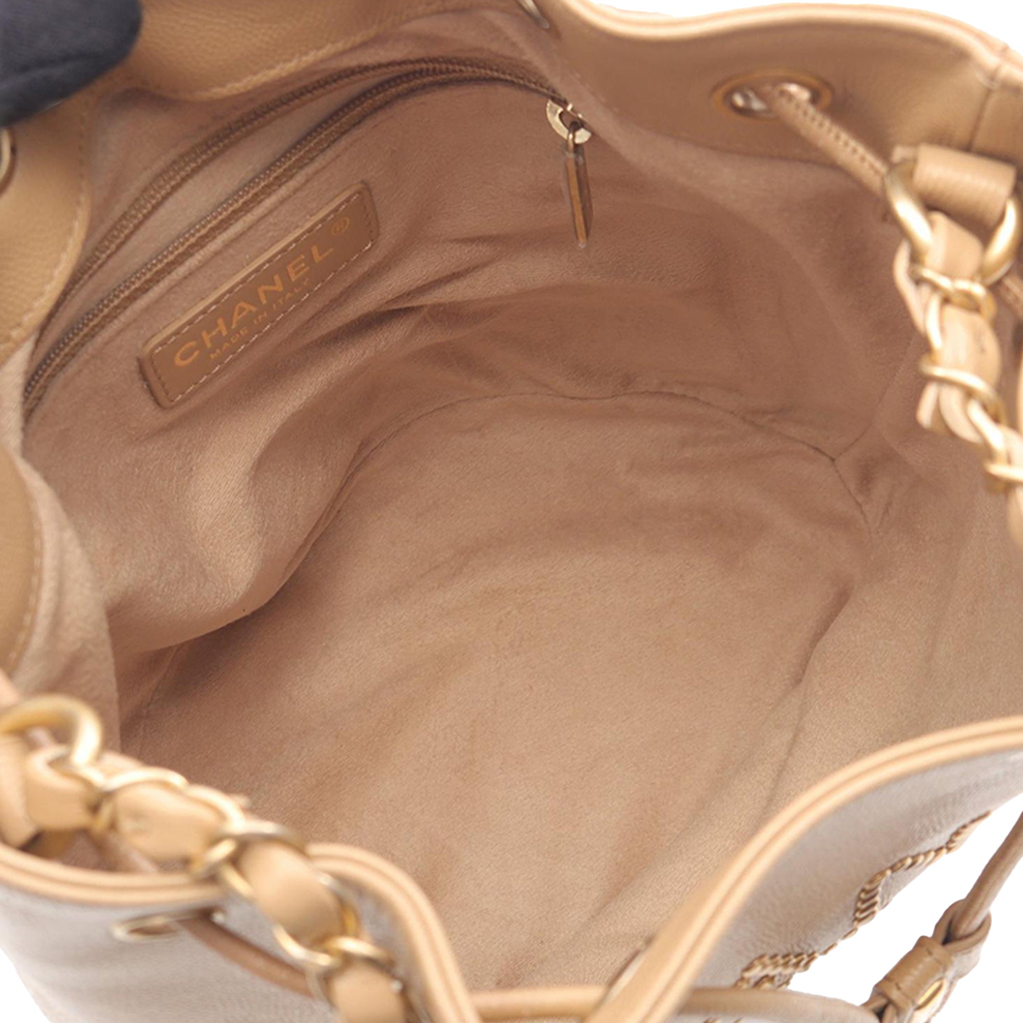 Chanel | Pre-Owned CC Deauville Drawstring Bucket Bag | Neutral