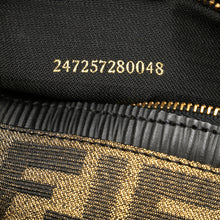 Fendi | Pre-Owned Zucca Canvas Shoulder Bag - V | Brown