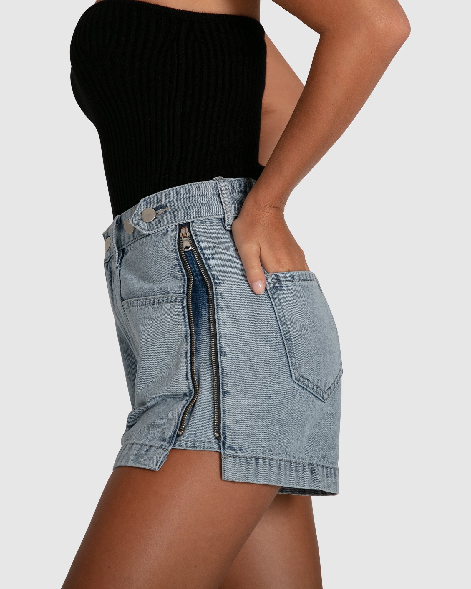 Women | Bring The Heat Denim Shorts | Stonewash