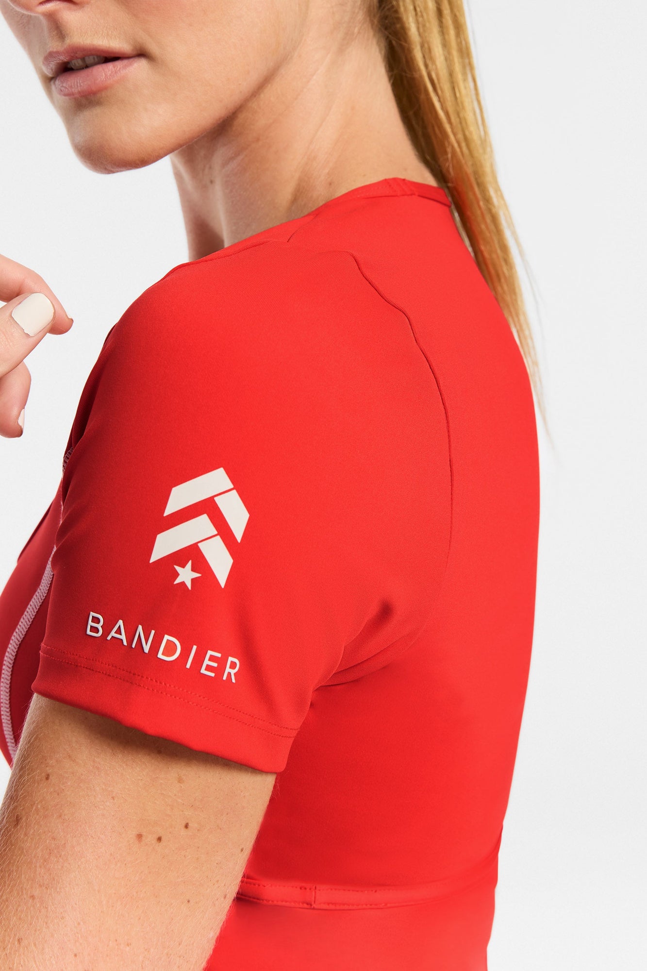Barrys X Bandier | Crop Contrast Seam Short Sleeve T-Shirt | Fiery Red/White