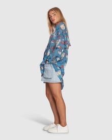 Women | Because You Move Me Oversized Shirt | Flora Blue