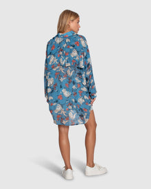 Women | Because You Move Me Oversized Shirt | Flora Blue
