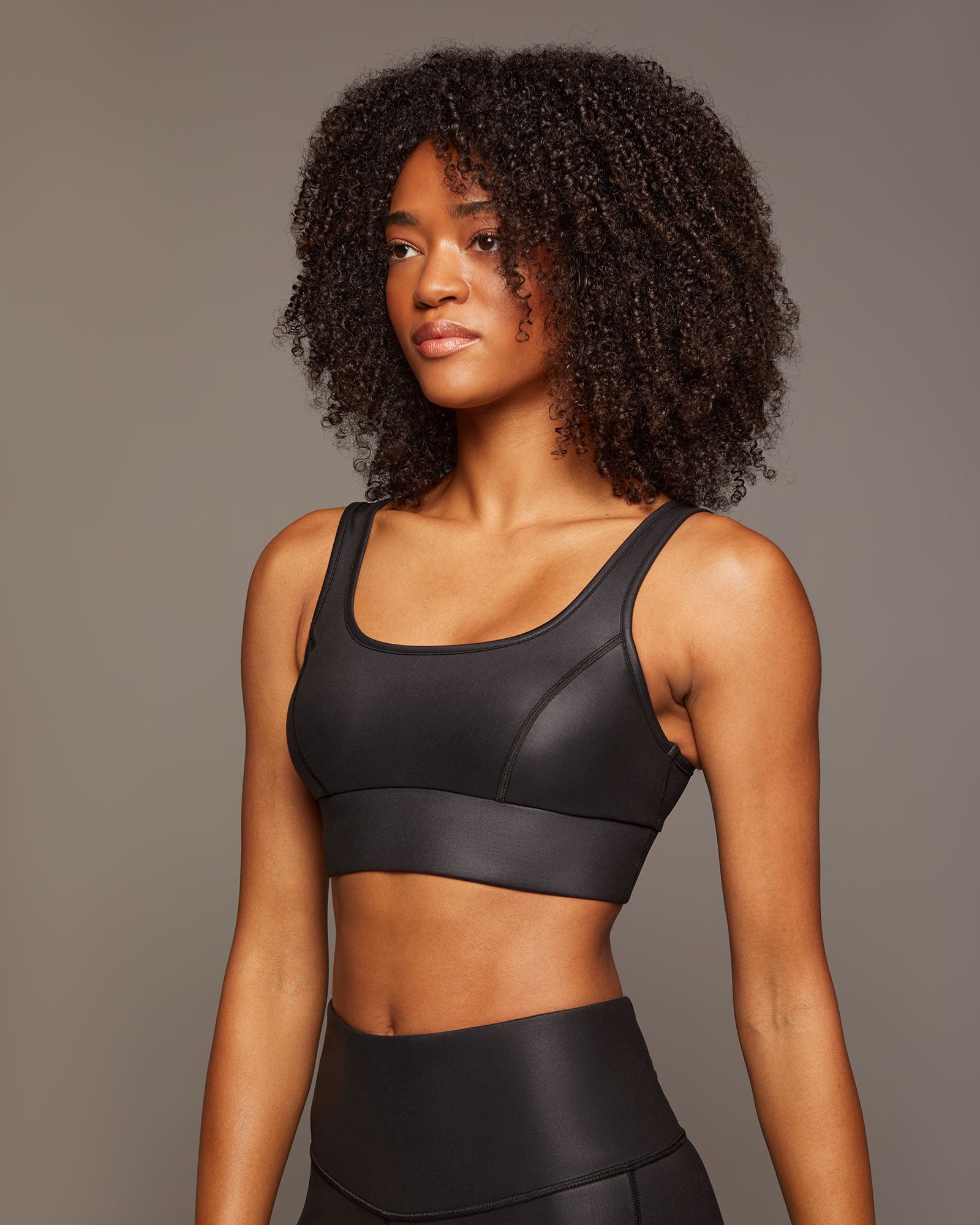 Basal Gloss Longline Bra | Black