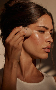 Beauty Balm Illuminating Stick | Tropics
