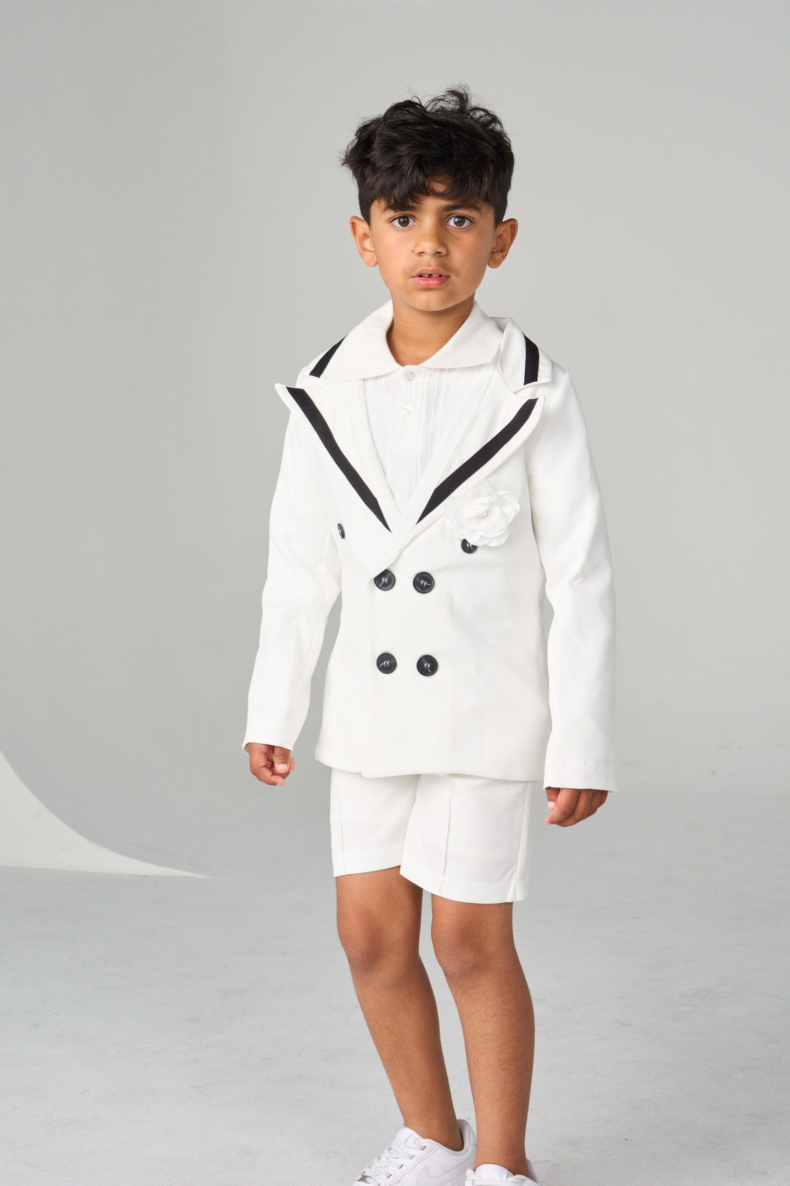 Boy | Alex Blazer With Black Contrast Line | White