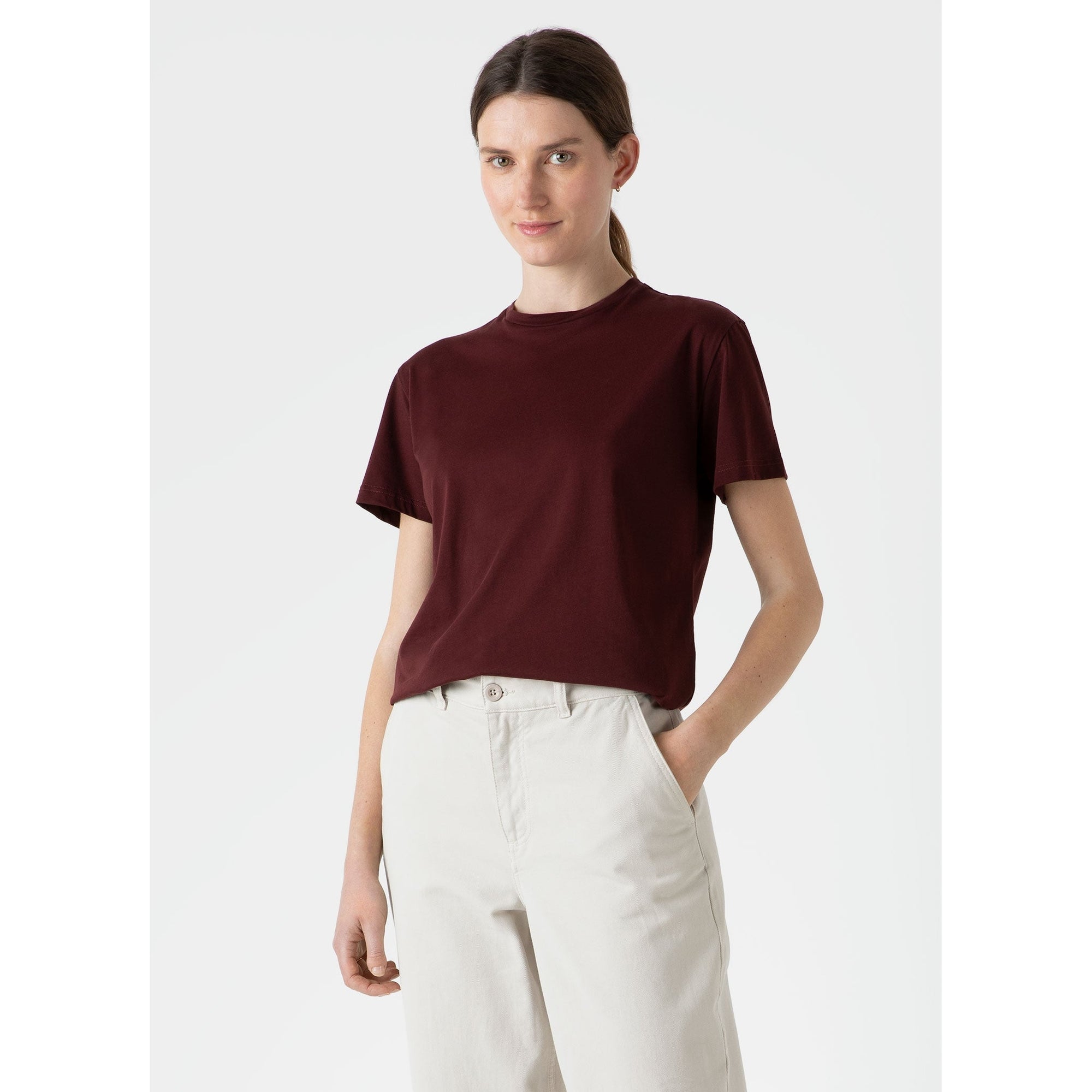 Boy Fit T-shirt | Women | Maroon