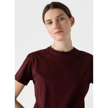 Boy Fit T-shirt | Women | Maroon