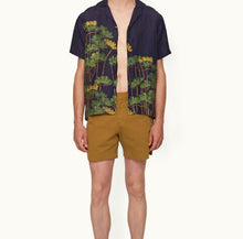 Bulldog Stretch-Cotton Stretch-Cotton Mid-Length Shorts | Golden Khaki
