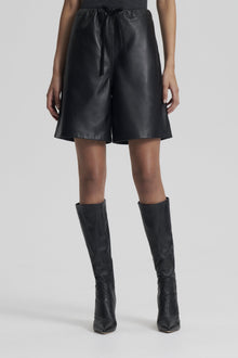 Leather Short | Black