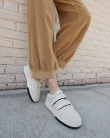 Color: Cream