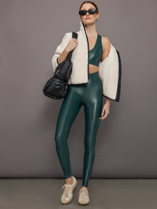 Carbon38 | Action Bra 2.0 in Takara Shine | Ponderosa Pine