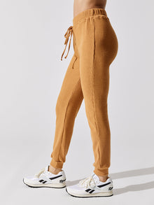 Carbon38 | Brushed Ribbed Slim Jogger | Brown Sugar