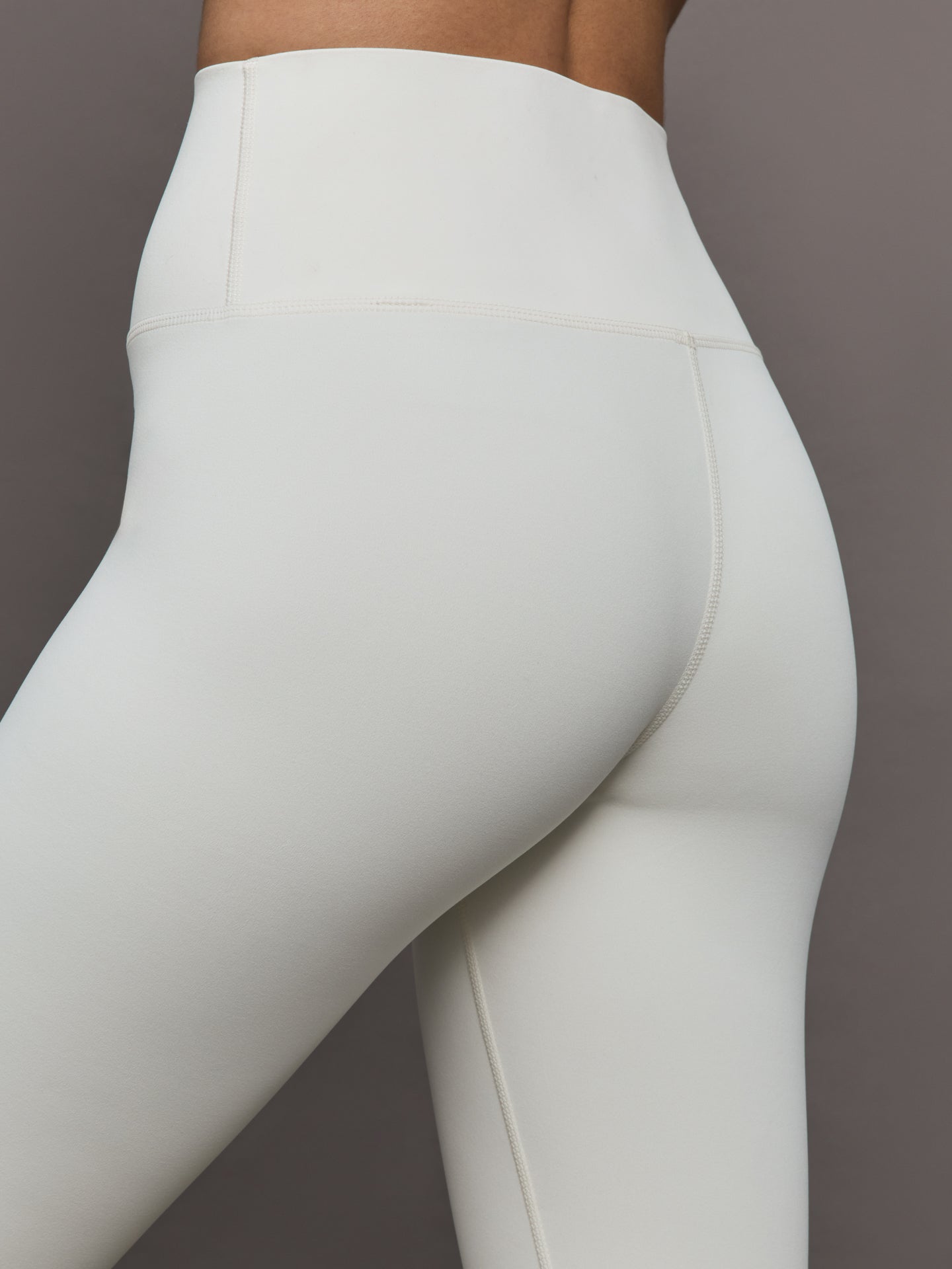 High Rise Full-Length Legging in Diamond Compression | Cloud Dancer