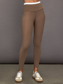 Carbon38 | Contrast Waistband Legging in Melt | Caribou/White