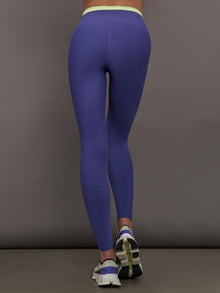 Contrast Waistband Legging in Melt | Future Dusk / Matcha