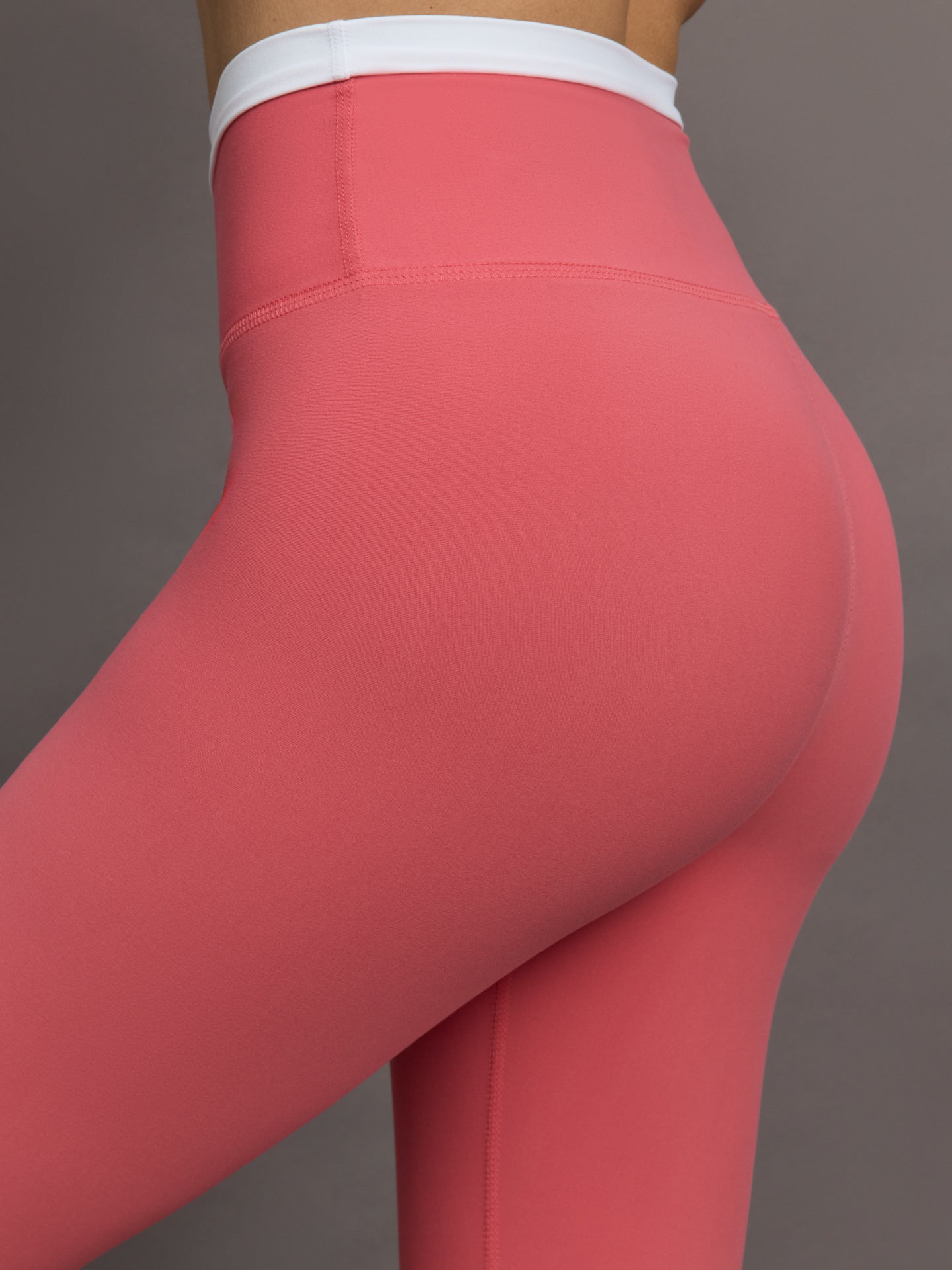Contrast Waistband Legging in Melt | Rosewood / White