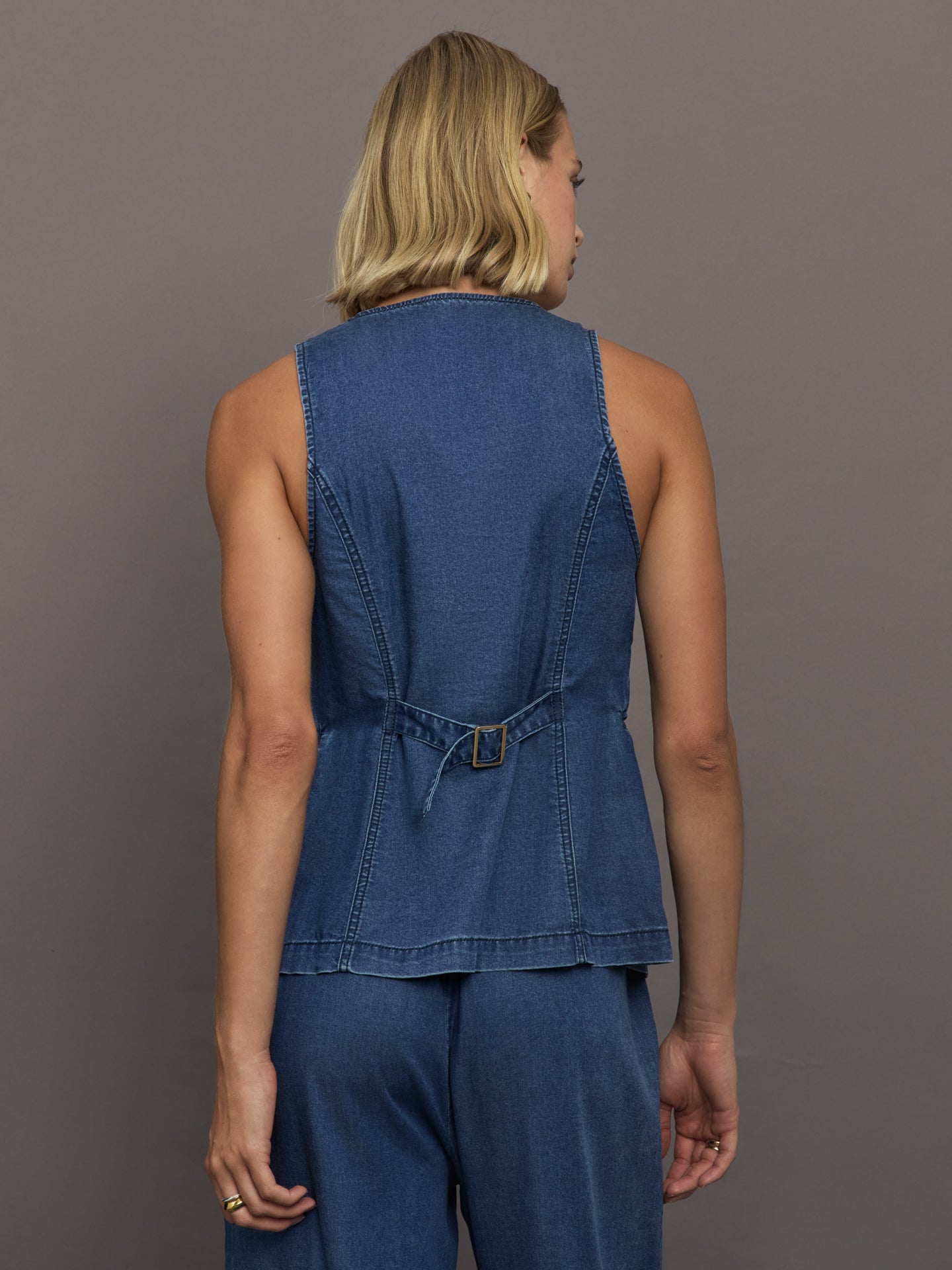 Chambray Vest | Medium Wash