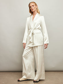 Carbon38 | Satin Smoking Jacket | Ivory