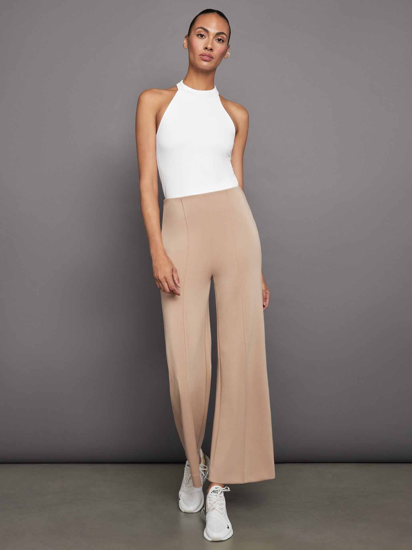 Carbon38 | SLEEVELESS MOCK NECK TOP IN MELT | White