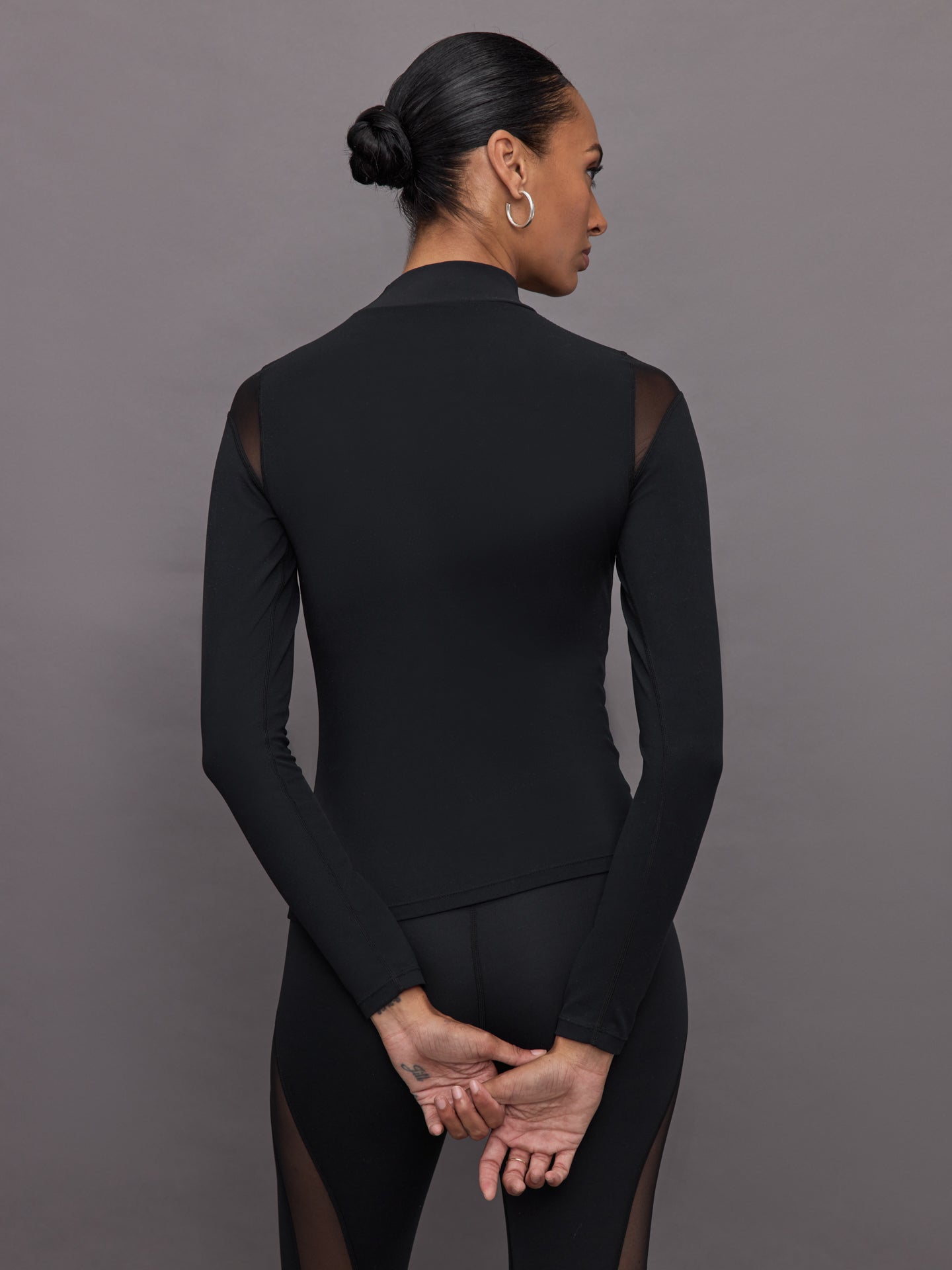 Carbon38 | Sheer Spliced Mock Neck in Melt | Black