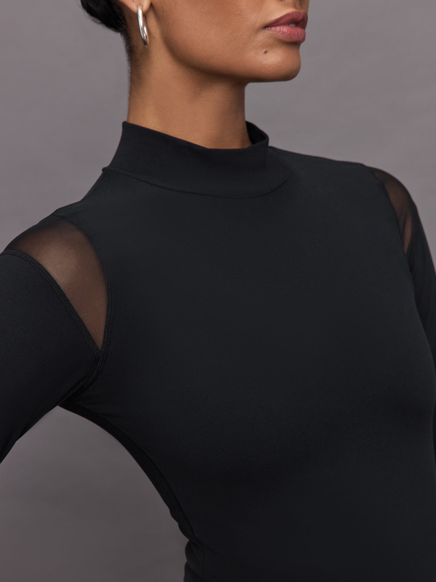 Carbon38 | Sheer Spliced Mock Neck in Melt | Black
