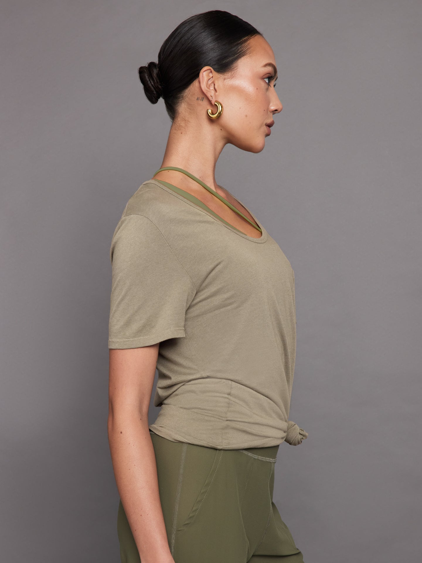 Carbon38 | Short Sleeve Pocket Tee | Silversage