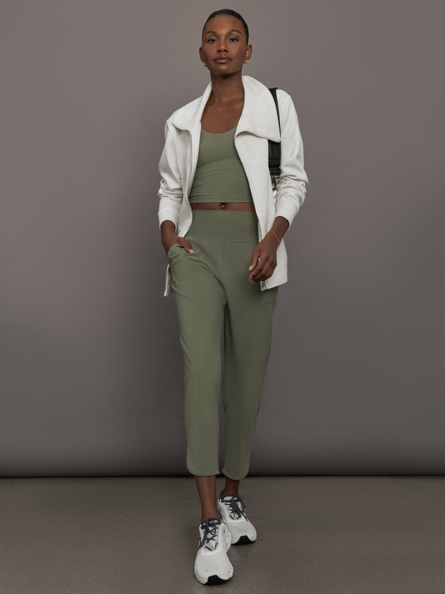 Jogger in Melt | Moss