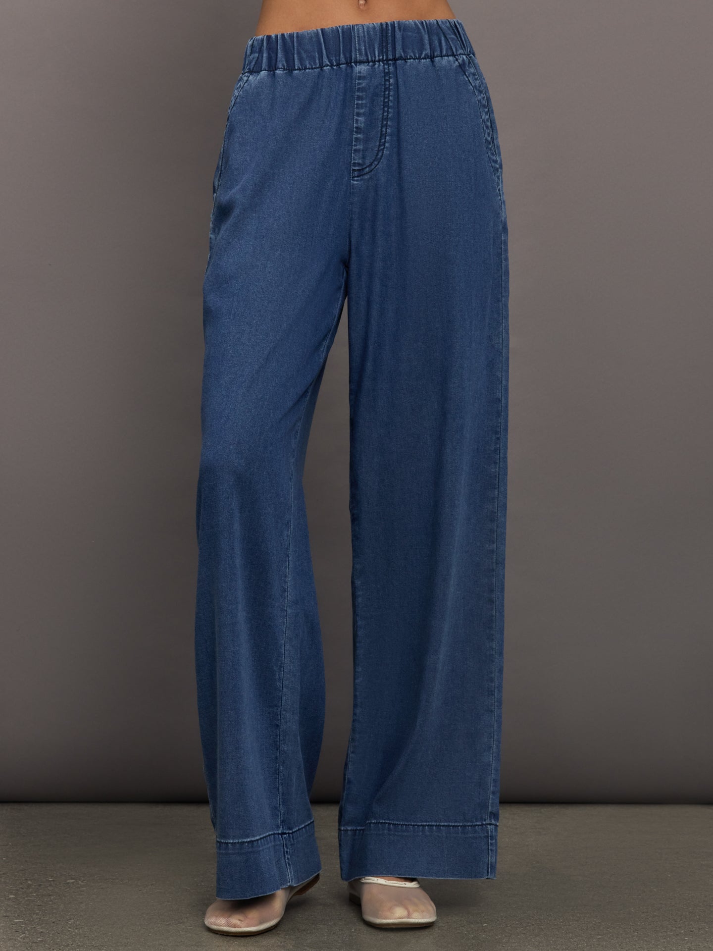 Chambray Pant | Medium Wash