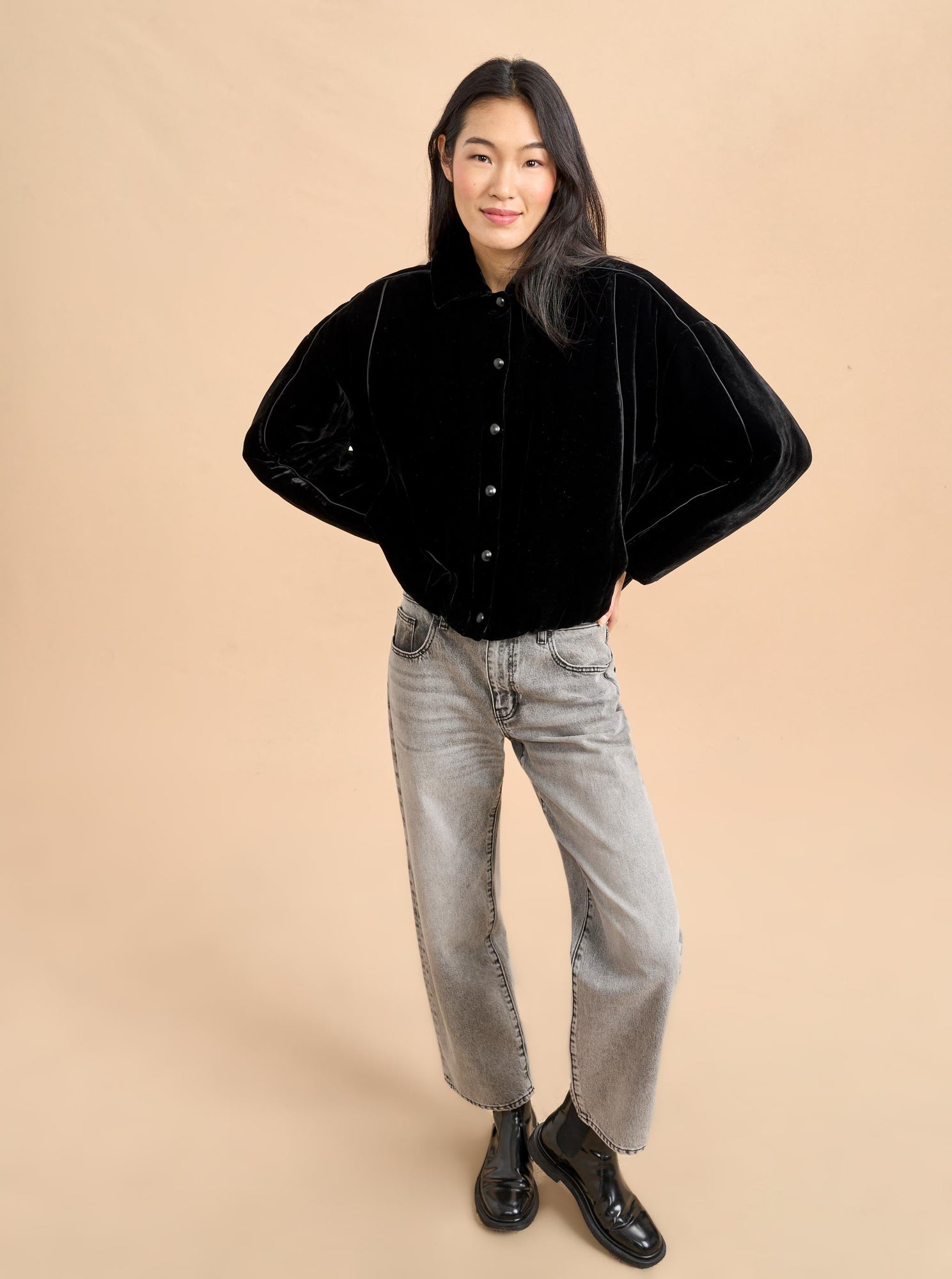 Celia Velvet Bomber | Black