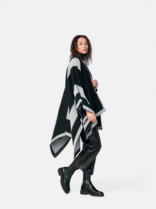 Womens | Icon Poncho | Black/Cool Gray
