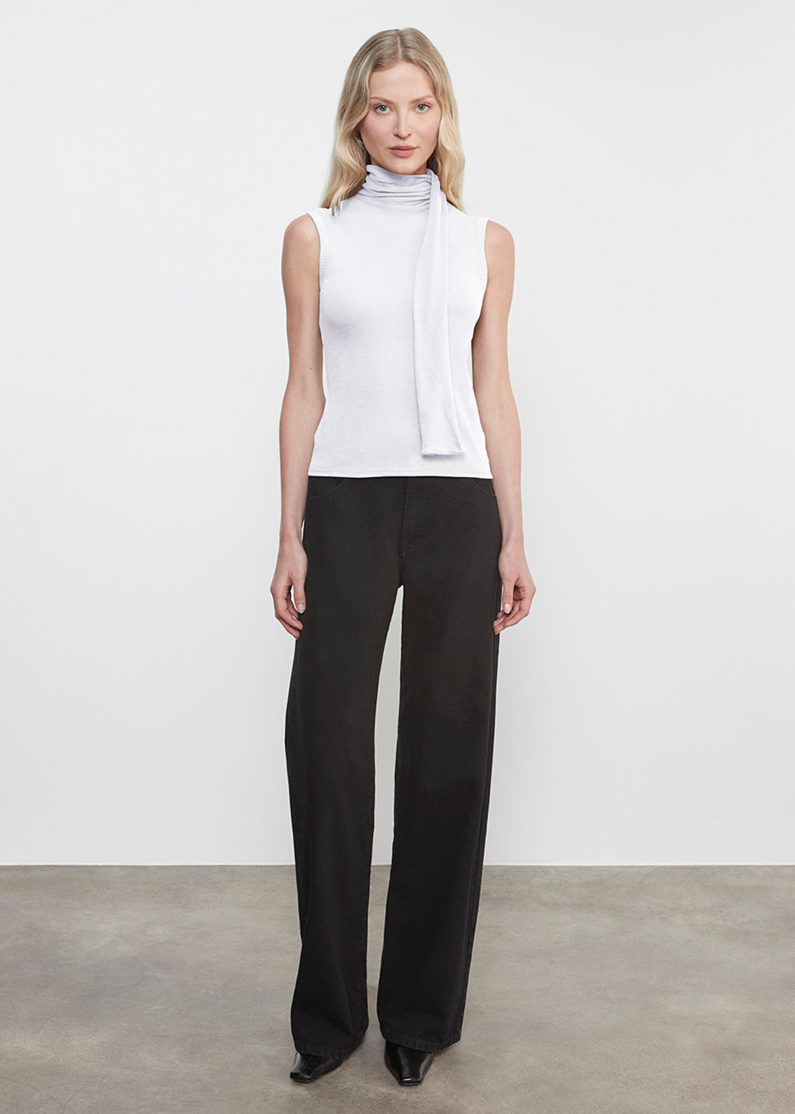 Cashmere Sleeveless Scarf Scarf Top | White