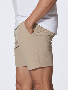 Mens | AO Slim-Fit Versaknit Hybrid Hybrid Short | Coast
