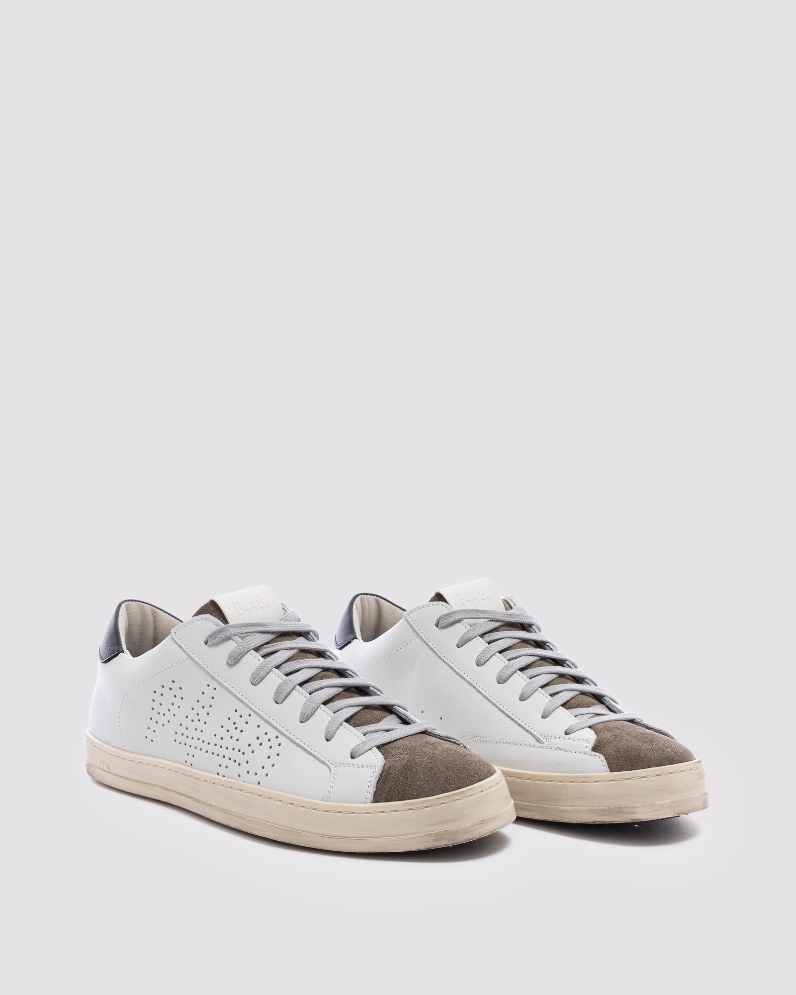 Men | John | White/Olive