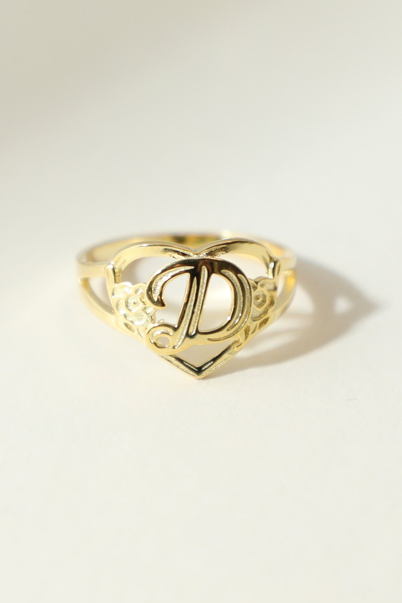 The Gold Cutout Flower Heart Letter Ring | 18Kt Gold Vermeil